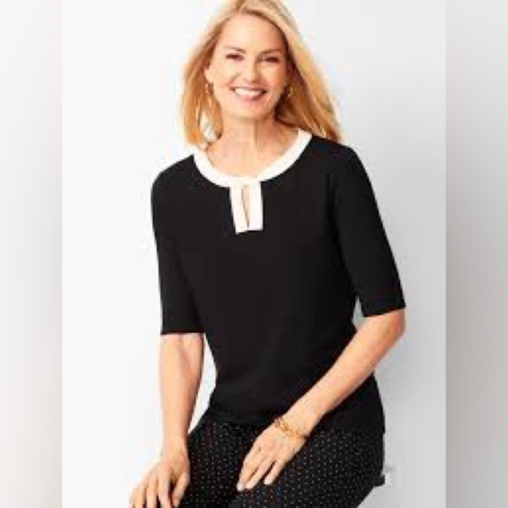 Talbots Black and White Keyhole Top. Medium